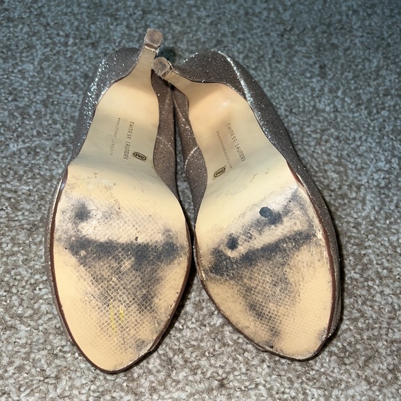 Rose Gold color. Glitter material. Open toe platform. - Picture 4 of 5